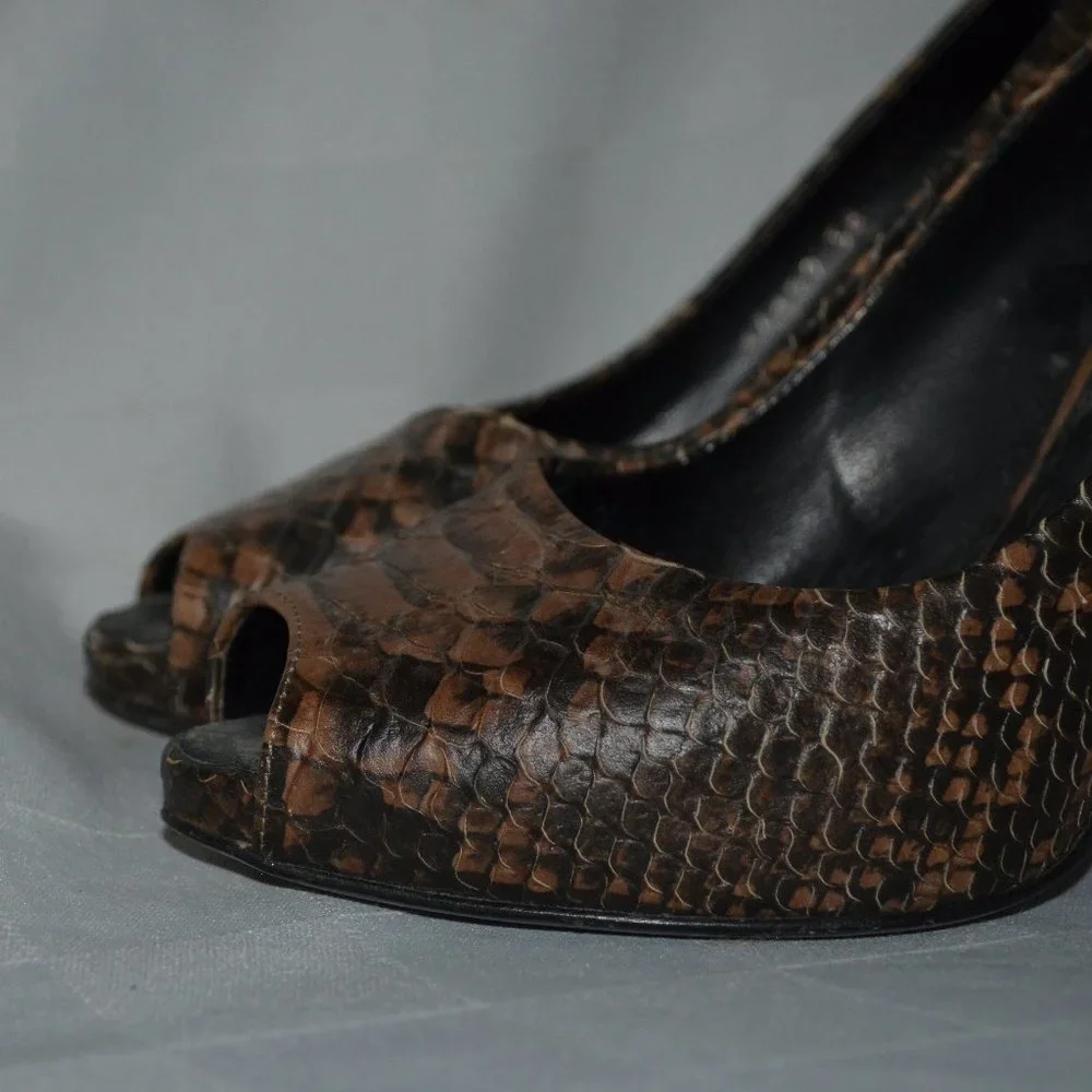 Sz 38 7.5 Giuseppe Zanotti Snakeskin Brown Pumps